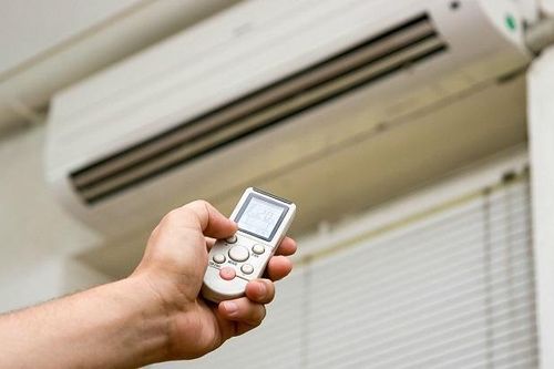 Tắt điều hòa bằng remote xong là đủ? Nhiều gia đình vẫn chưa biết điều này