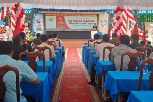 Lâm Đồng: Trường THCS Nguyễn Trãi rộn ràng khai giảng năm học mới