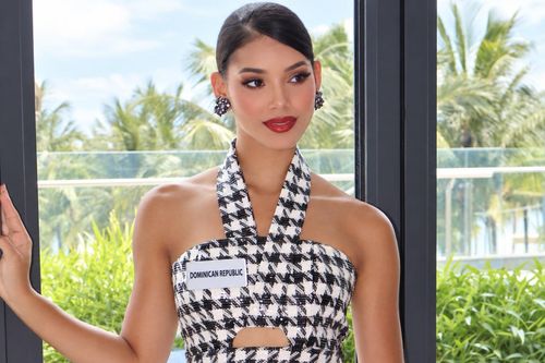 Sắc vóc cuốn hút của tân Miss World 2026 Joheirry Mola