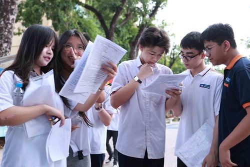 Chính phủ: Báo cáo phương án đổi mới thi, kiểm tra, tuyển sinh trong tháng 9