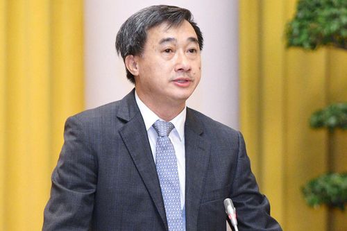 Tạm đình chỉ công tác đối với Thứ trưởng Bộ Y tế Trần Văn Thuấn