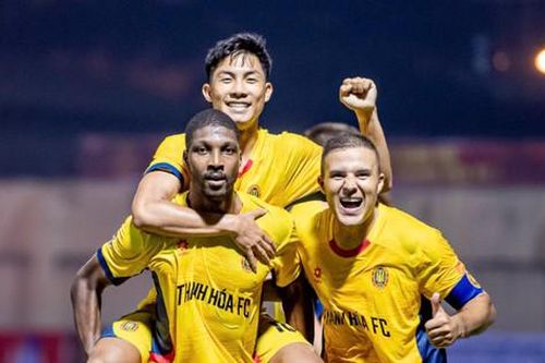 Vòng 1 V.League 2026-2027: Nam Định thị uy sức mạnh, Thanh Hóa thắng kịch tính