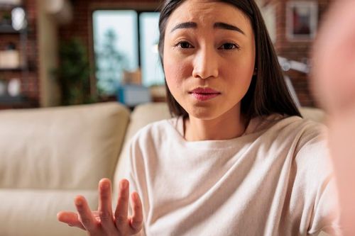 3 kiểu phụ nữ 'bên ngoài là bạn, bên trong là độc': Càng sớm dọn dẹp càng bình yên