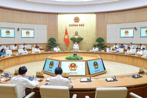 Chính phủ chỉ đạo loạt giải pháp tạo đà tăng trưởng những tháng cuối năm