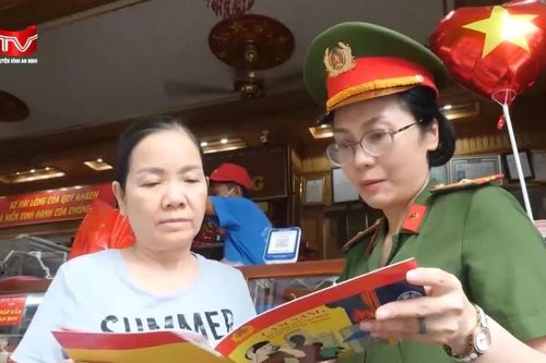 Chủ động phòng cháy tại các xưởng bánh Trung thu