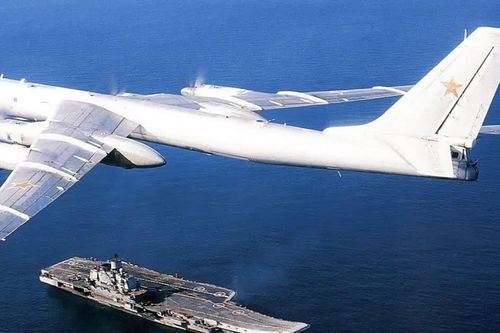 Trinh sát cơ Tu-142: Vì sao nó phải có tầm bay cực lớn?