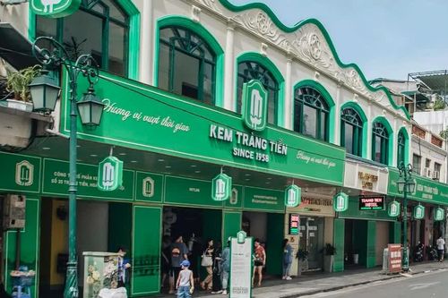 Kem Tràng Tiền sắp rời đi, một đại gia bí ẩn xuất hiện tại 'đất vàng' 35 Tràng Tiền