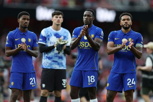 Chelsea vẫn chưa chạm tới đẳng cấp của Arsenal
