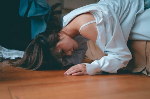 Uống gì trước khi ngủ dễ mơ thấy ác mộng?