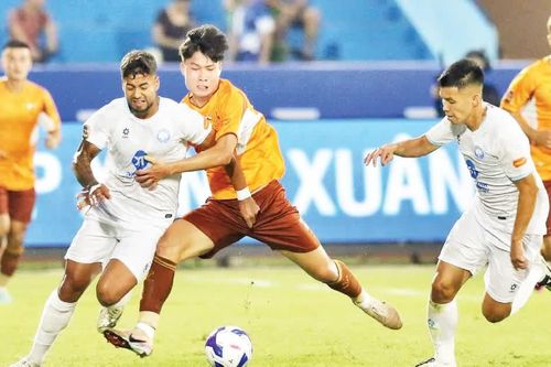 Vòng 1 V.League 2026/2027: Thép Xanh Nam Định tạm dẫn đầu