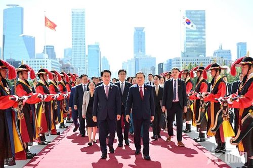 Chủ tịch Quốc hội Hàn Quốc Cho Jeong Sik chủ trì lễ đón trọng thể Chủ tịch Quốc hội Trần Thanh Mẫn