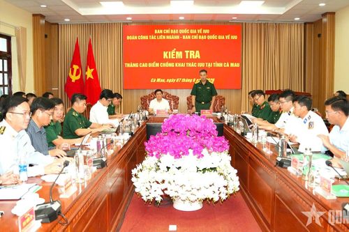 Bộ Quốc phòng kiểm tra công tác chống khai thác IUU trên địa bàn tỉnh Cà Mau