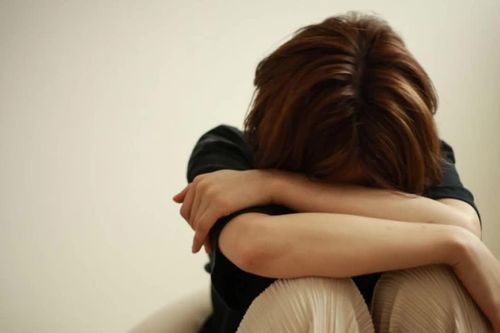Rủi ro tiềm ẩn khi kinh tế gia đình phụ thuộc một người