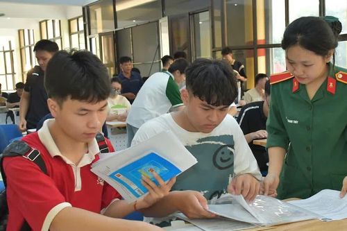 Học viện Kỹ thuật Quân sự đón tân sinh viên hệ dân sự năm 2026