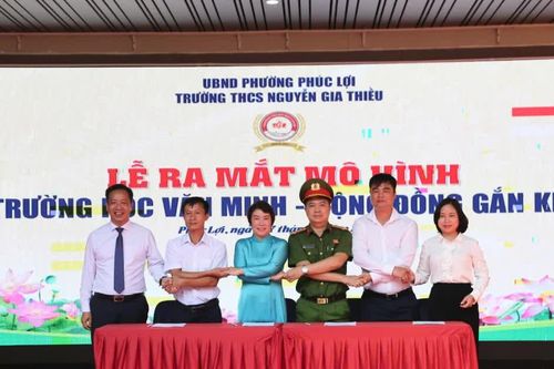 Gắn kết nhà trường, gia đình và cộng đồng xây dựng trường học an toàn