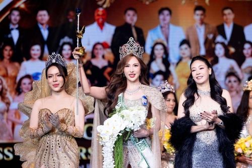Hoa hậu Tiffany Trúc Châu: Giấc mơ vương miện từ thuở còn thơ