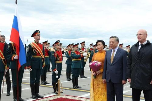 Tổng Bí thư, Chủ tịch nước Tô Lâm cùng Phu nhân bắt đầu thăm cấp Nhà nước Liên bang Nga