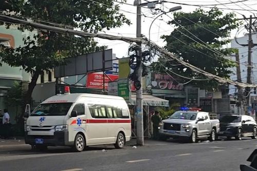 Cháy khách sạn ở TPHCM, 2 khách thuê phòng tử vong