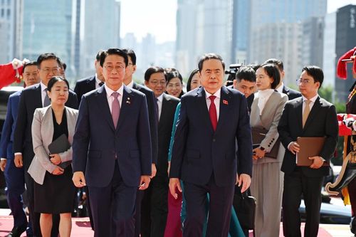 Chủ tịch Quốc hội Hàn Quốc chủ trì lễ đón Chủ tịch Quốc hội Trần Thanh Mẫn