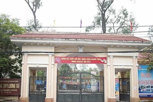 Chép bài của 'thủ khoa D01 Bắc Ninh', thí sinh bị trừ 50% điểm toán thi tốt nghiệp
