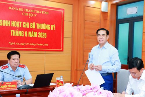 Chủ tịch UBND tỉnh Võ Trọng Hải dự, chỉ đạo sinh hoạt chi bộ thường kỳ tháng 9 tại Chi bộ IV, Đảng ủy Thanh tra tỉnh