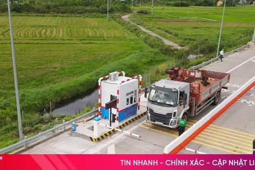 Thu hơn 2.100 tỷ đồng phí sử dụng đường bộ trên 15 tuyến cao tốc