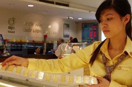 Giá vàng giảm 600.000 đồng mở cửa phiên giao dịch đầu tuần