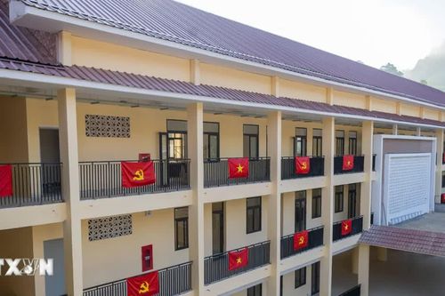 Đà Nẵng: Trẻ em vùng biên thêm cơ hội học tập và trưởng thành tại những ngôi trường mới