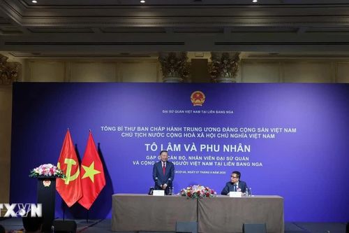 Tổng Bí thư, Chủ tịch nước Tô Lâm và Phu nhân gặp gỡ cộng đồng người Việt Nam tại Nga
