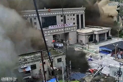 Biểu tượng thương mại Nepal - Trung Quốc gần như bị xóa sổ sau thảm họa lũ quét