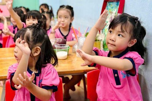 Bác sĩ khuyến cáo về bệnh truyền nhiễm khi trẻ đi học trở lại
