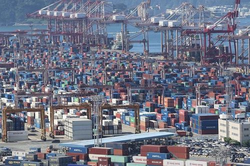 Xuất khẩu 8 tháng đầu năm của Hàn Quốc phá kỷ lục cả năm 2025
