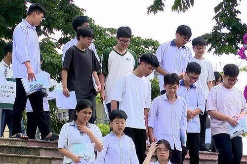 Chính phủ yêu cầu Bộ Giáo dục và Đào tạo trong tháng 9 hoàn thiện phương án đổi mới thi, kiểm tra, tuyển sinh