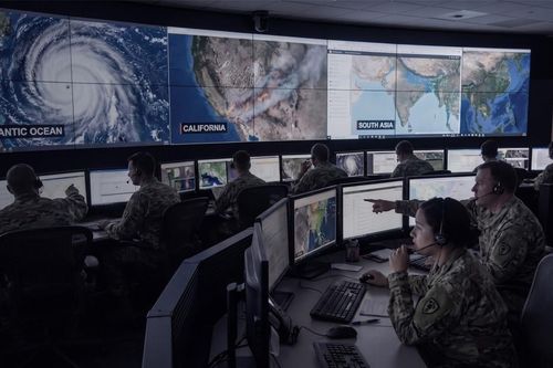 NATO tích hợp AI xử lý 43 TB dữ liệu mỗi ngày vào hệ thống chỉ huy Maven Smart System