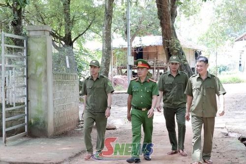 Giữ vững bản không ma túy