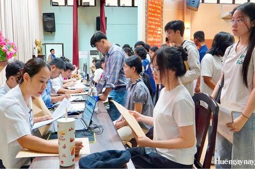 Mùa nhập học Đại học Huế:Sẵn sàng cho hành trình mới