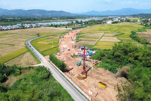 Quảng Ngãi tăng tốc nâng cấp, mở rộng quốc lộ 24B