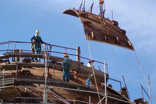 Công đoàn Xây dựng gắn tuyên truyền nghị quyết với chăm lo đời sống người lao động