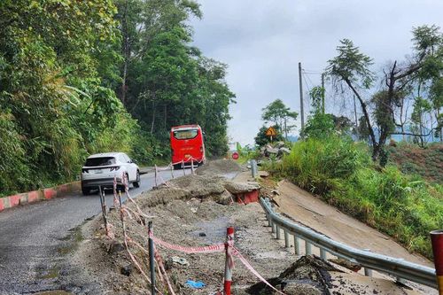 Quảng Ngãi phân luồng giao thông trong 30 ngày để nổ mìn thi công QL24