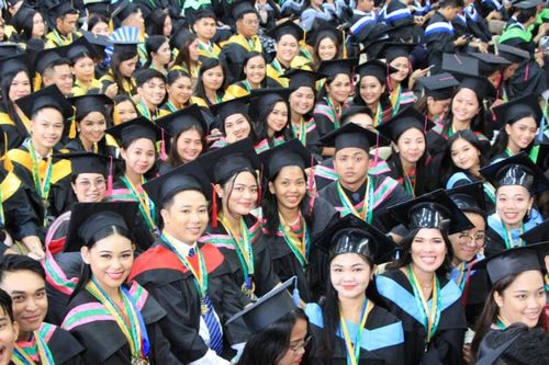 Philippines mở rộng hỗ trợ giáo dục đại học cho sinh viên nghèo