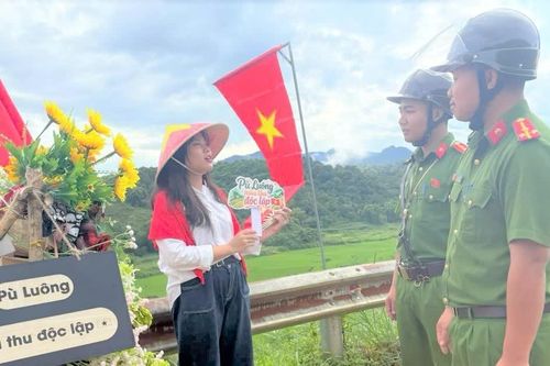 Giữ bình yên để Pù Luông phát triển