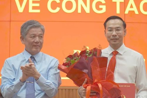 Đồng chí Nguyễn Thanh Nhàn được giới thiệu bầu Chủ tịch UBND tỉnh Đồng Tháp