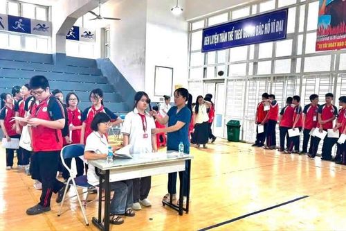 Đổi mới kiểm tra sức khỏe học đường theo dõi sự phát triển toàn diện của trẻ