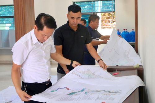 Vĩnh Thanh lấy ý kiến người dân về quy hoạch đô thị sông Hồng