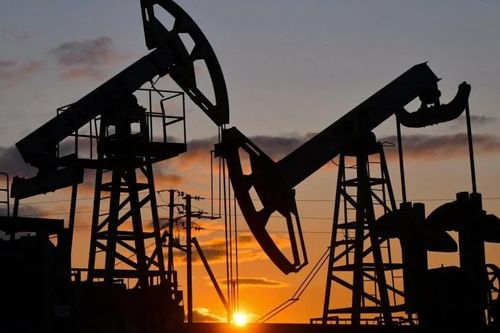 OPEC+ giữ nguyên sản lượng dầu trong tháng 10