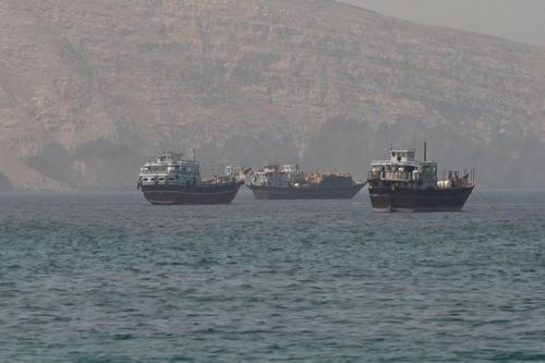 Iran tuyên bố 'vùng cấm' mới gần eo biển Hormuz