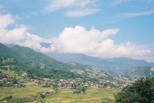 Không khí lạnh đến sớm ảnh hưởng đến các tỉnh miền Bắc
