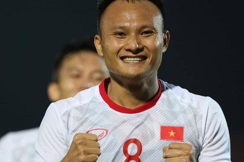 Trọng Hoàng lập dấu mốc đặc biệt sau 21 mùa V.League