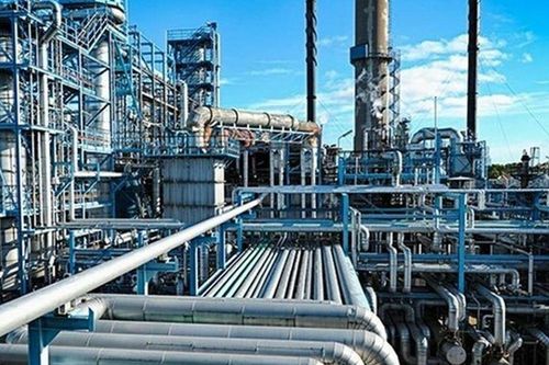 Hít phải khí độc khi trộm dầu, ít nhất 37 người tử vong
