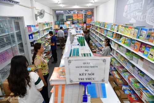 Sửa đồng bộ chương trình, sách giáo khoa lớp 1-12, tăng ứng dụng AI